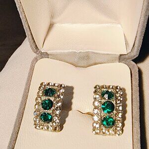 Vintage  Rhinestone Screw Back Earrings GREEN